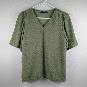 Adrienne Vittadini  Raised Textured Zigzag Blouse Women's Size Medium Green